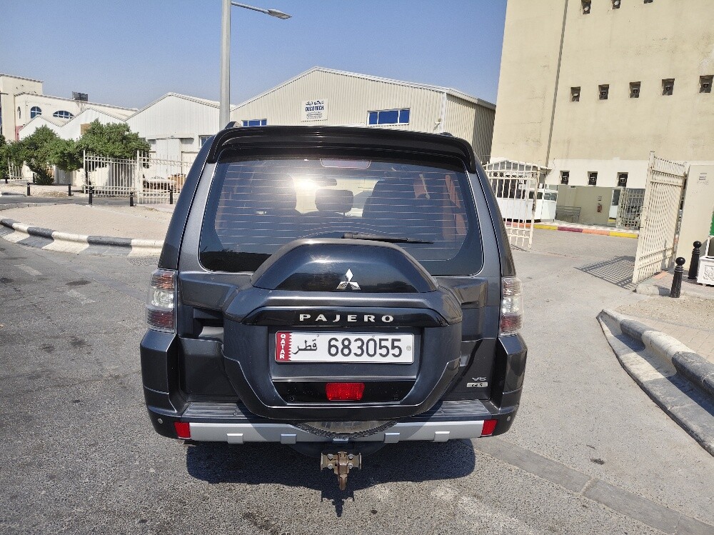 Mitsubishi    Pajero    2018   sale - 13