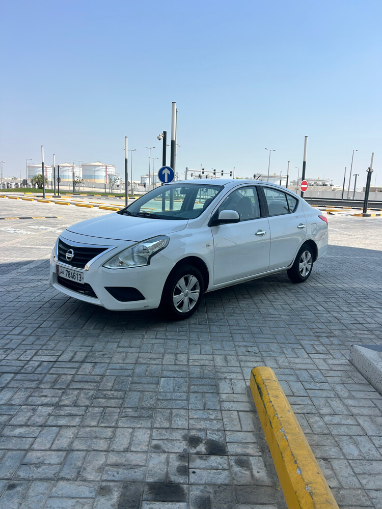 Nissan sunny 2019 low mileage  - 3