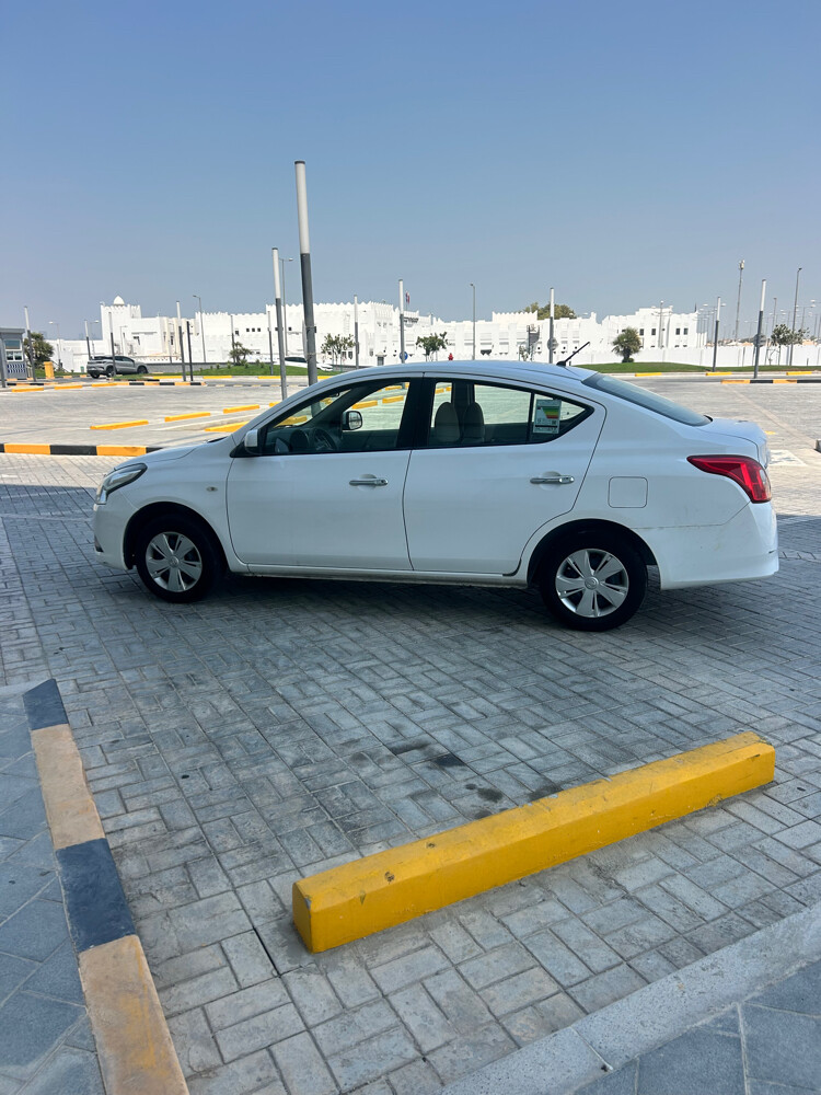 Nissan sunny 2019 low mileage  - 8