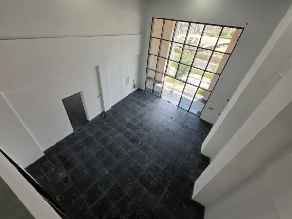 Fully Fitted Shop | Prime Fox Hills - 3