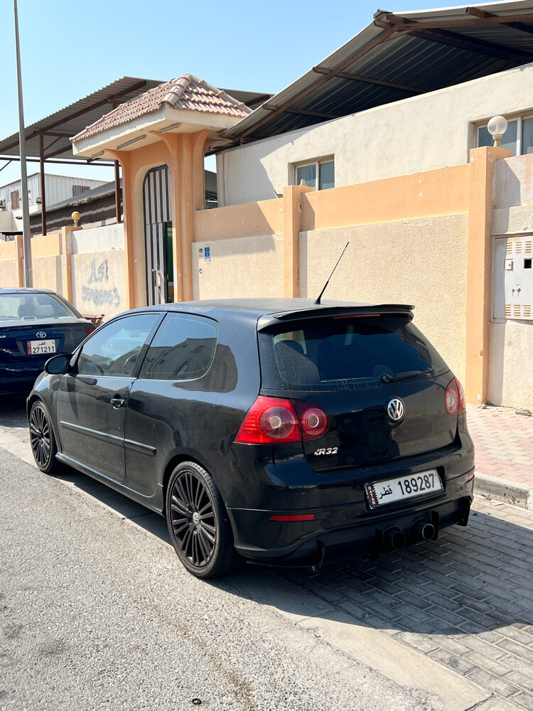 VW GOLF R32 - 4