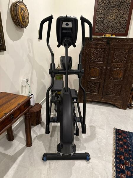 URGENT Nautilus Elliptical Machine - 5