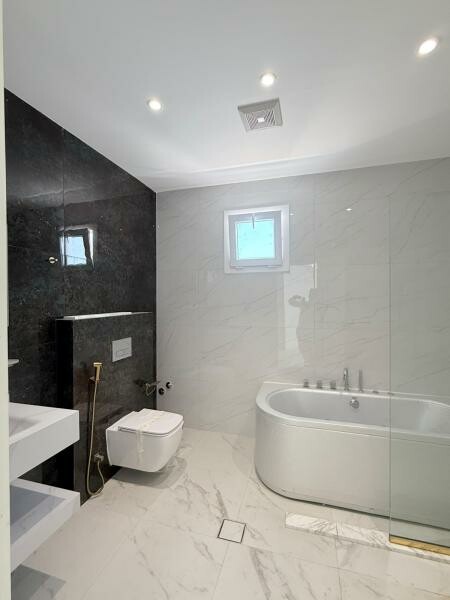 RENOVATED VILLA | 7 MASTER BDR - 15