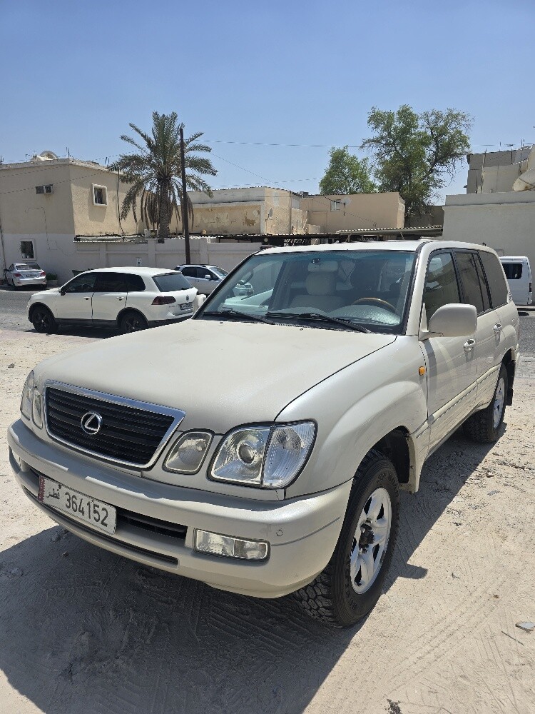 2004 Lexus LX 470 - 2