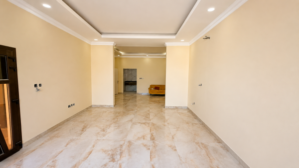 LARGE 7+2BR VILLA+LIFT - 2