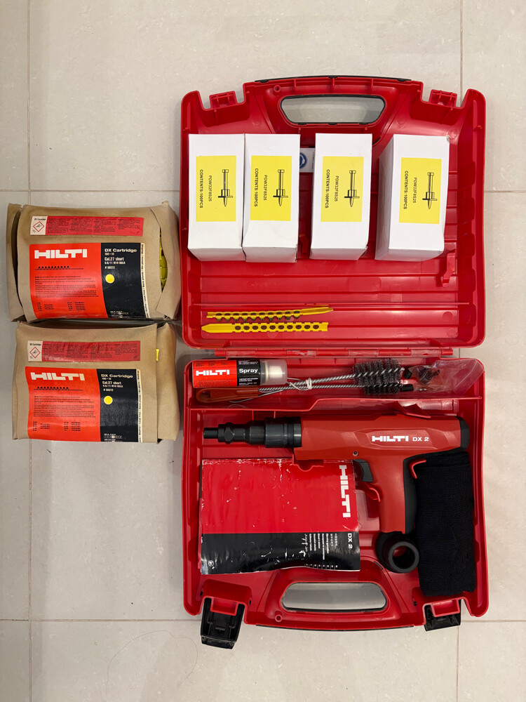 HILTI DX2 Full Set  - 1