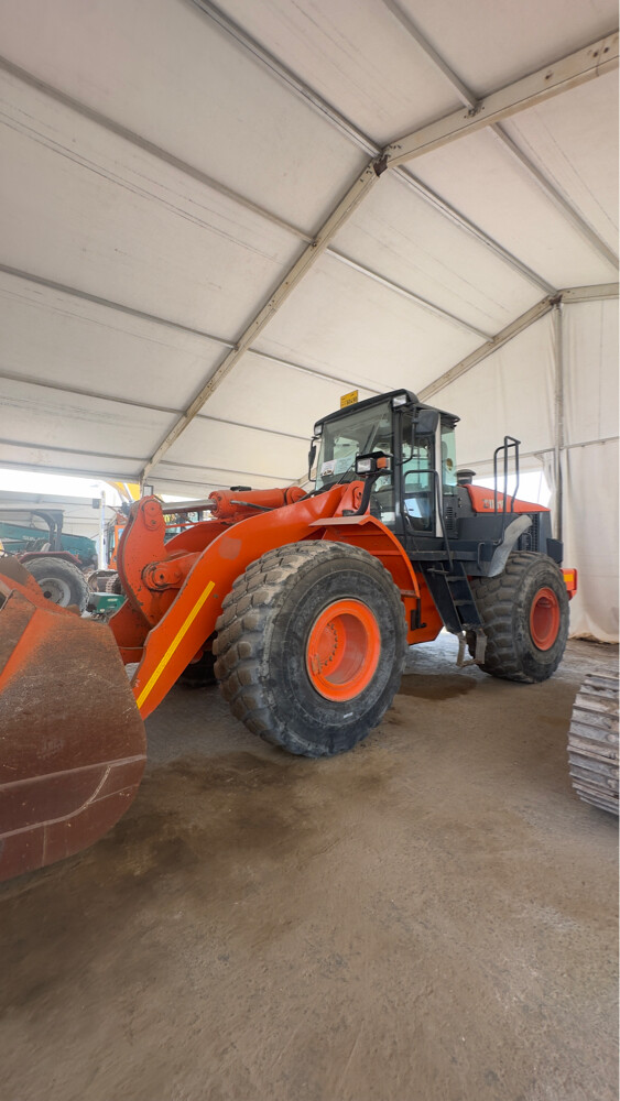 Wheel loaders - 6