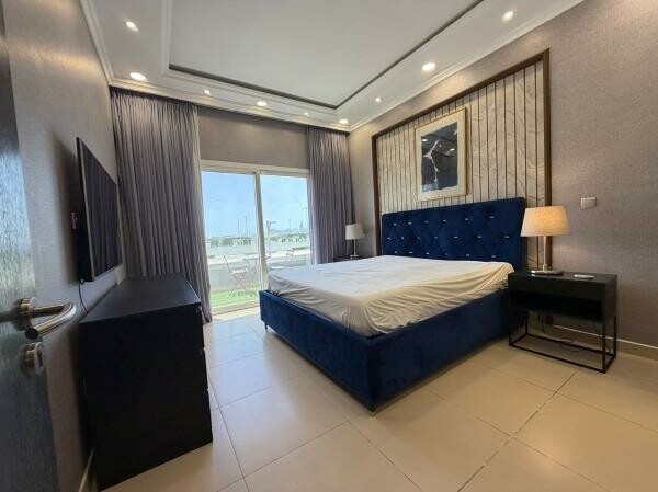 FURNISHED 1BR, TOWER VIEW | W/ GYM - 6