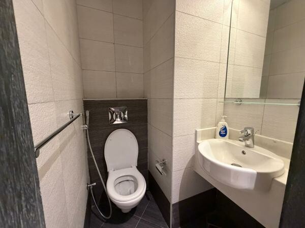 FURNISHED 1BR, TOWER VIEW | W/ GYM - 14