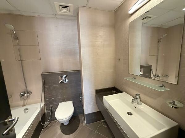 FURNISHED 1BR, TOWER VIEW | W/ GYM - 15