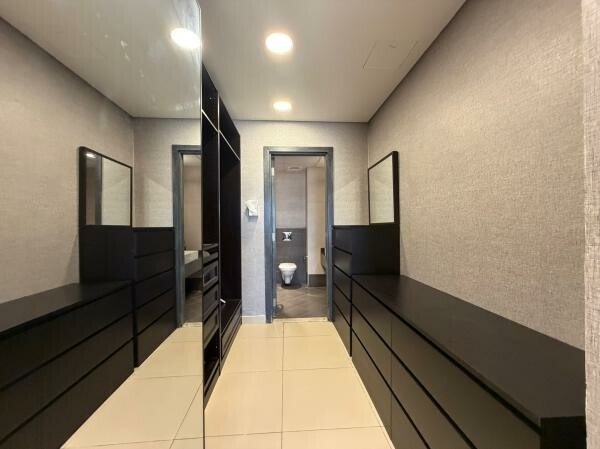 FURNISHED 1BR, TOWER VIEW | W/ GYM - 9