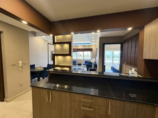 FURNISHED 1BR, TOWER VIEW | W/ GYM - 11