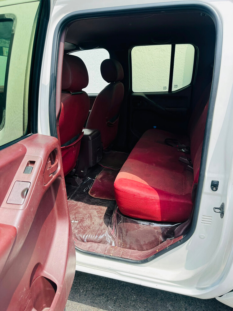 Nissan Navara 2013 for sale  - 6