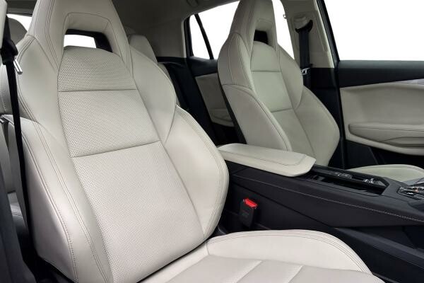 LYNK & CO 06 CORE 1.5L 2026 - 6