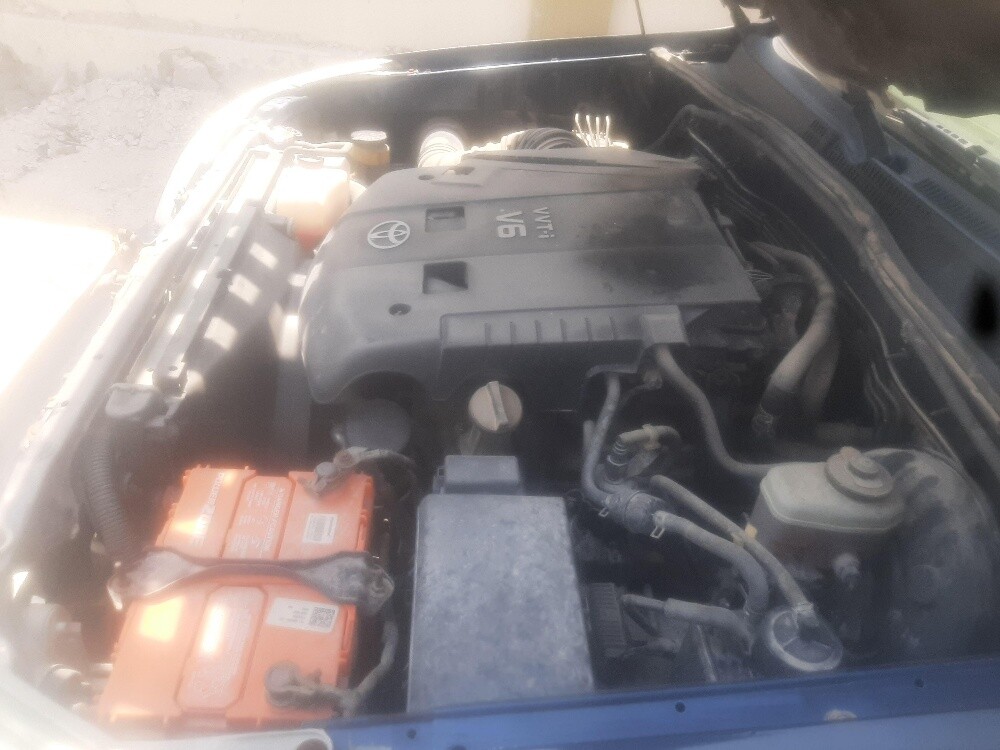 Toyota 2005 V6 - 12