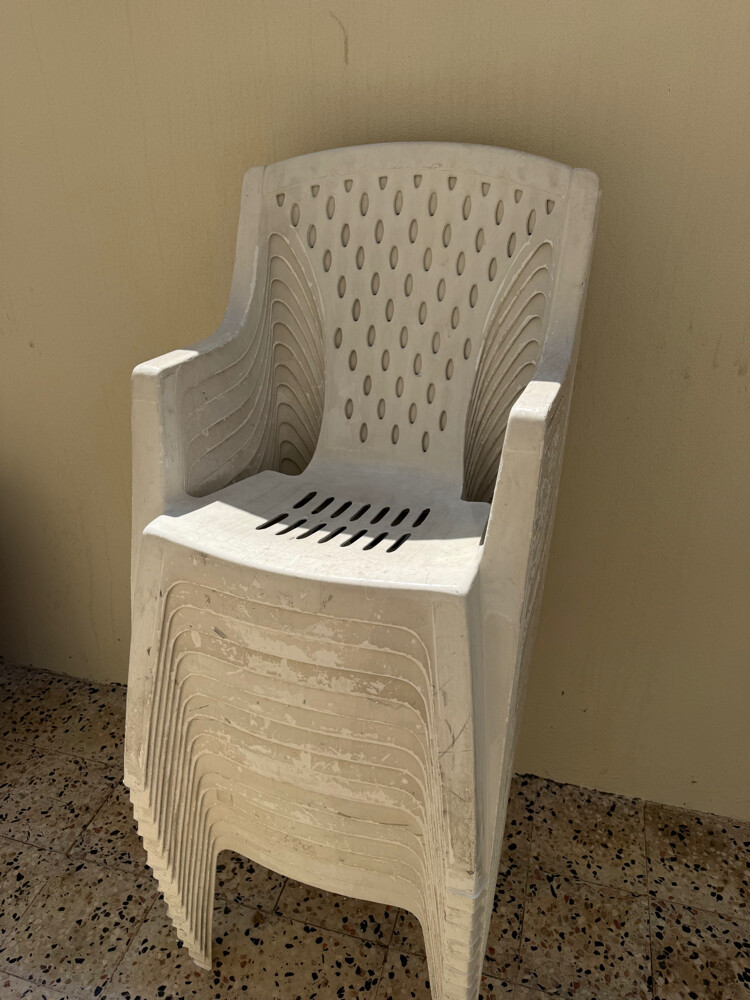 chairs   - 4