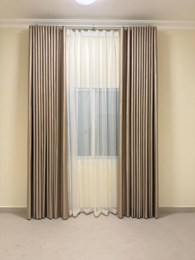 Curtains - 8