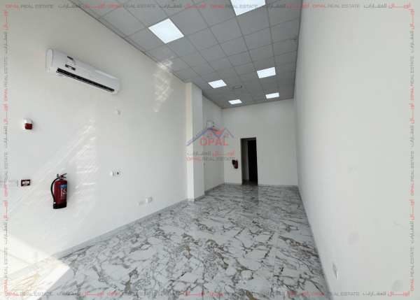 Commercial Shop in Al Aziziyah - 1