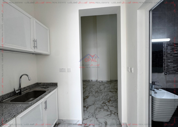 Commercial Shop in Al Aziziyah - 3