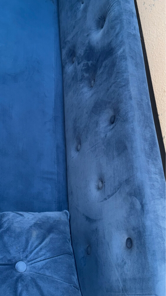 A set of chairs - 3
