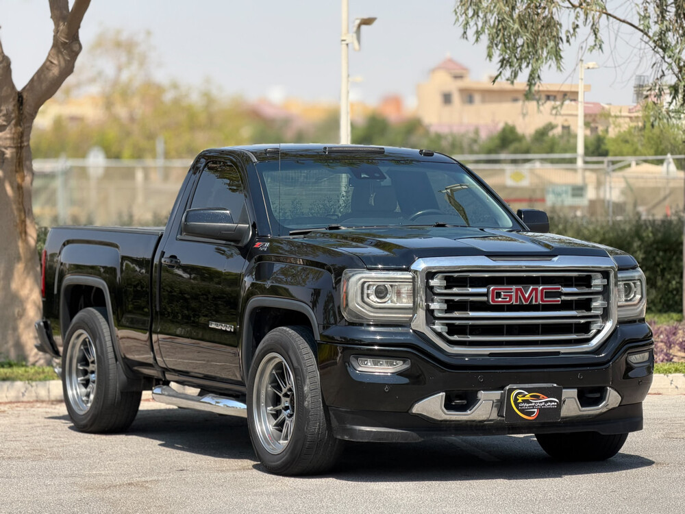 GMC Sierra SLE - 4