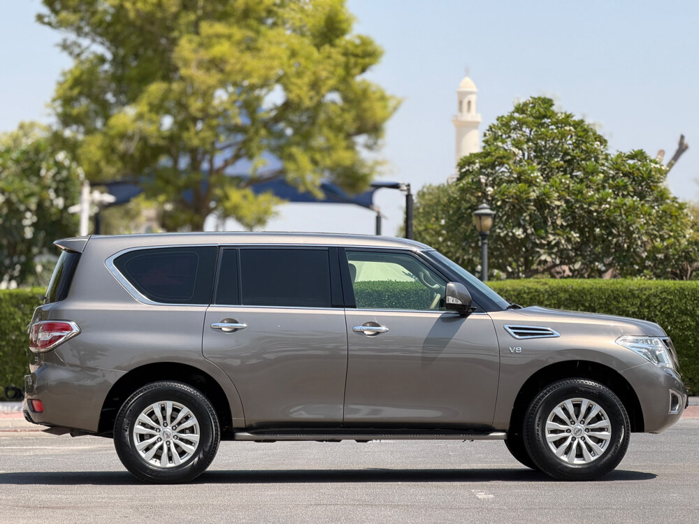 Nissan patrol SE - 8