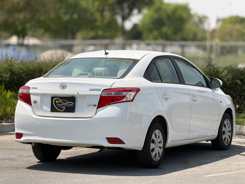 Toyota Yaris  - 3