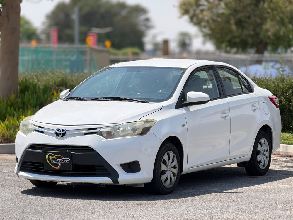 Toyota Yaris  - 1