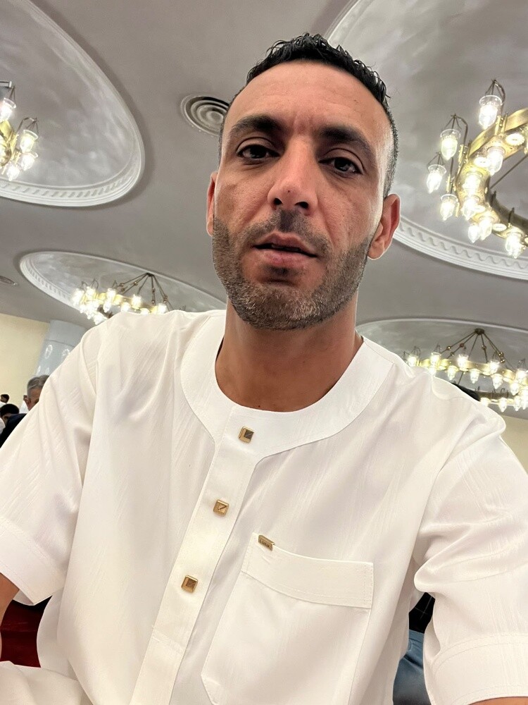مندوب توصيل - 1