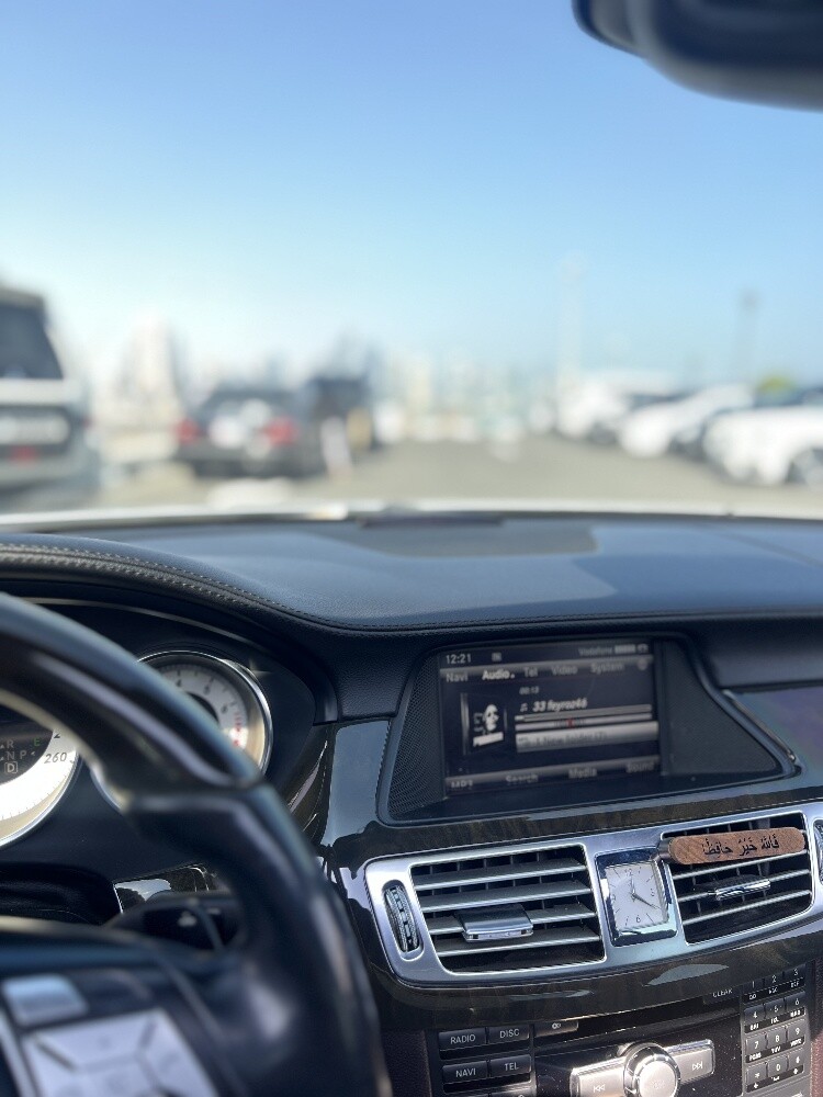 ClS350 2013 AMG IN PERFECT CONDITIO - 11
