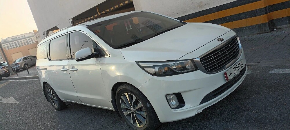 Kia Grand Carnival 2016 House Car - 16