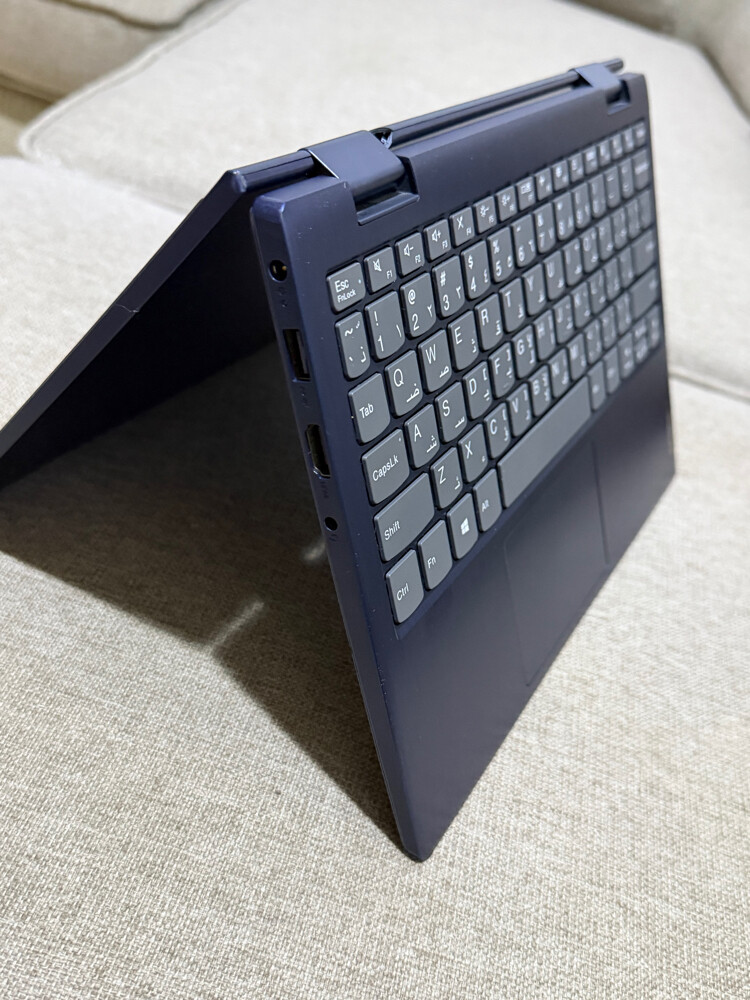 Lenovo IdeaPad Flex 3 11IGL05 - 2