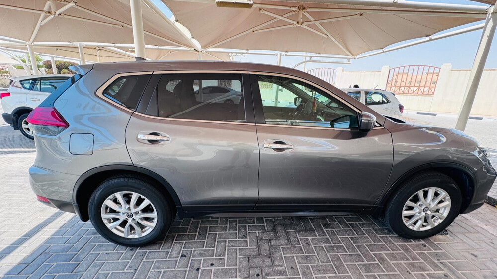 Nissan X-Trail - 2