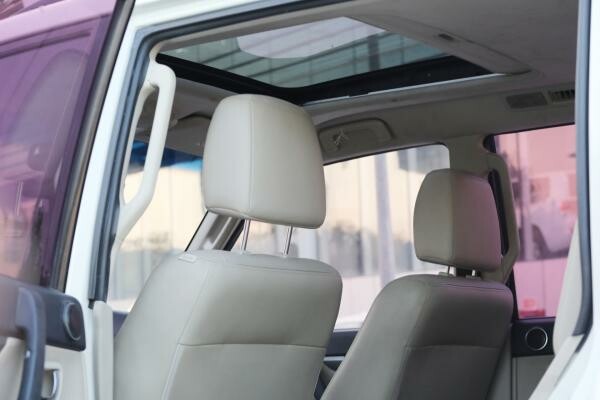 Mitsubishi Pajero  -  Full Options - 8
