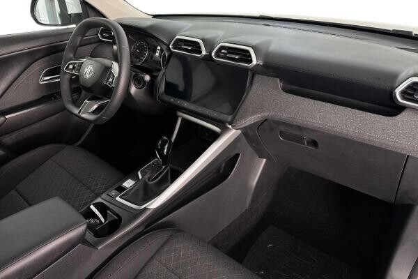 MG ZS 1.5L 2025 560 KM - 2