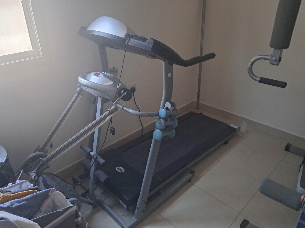treadmill and home gym bar bench - 2