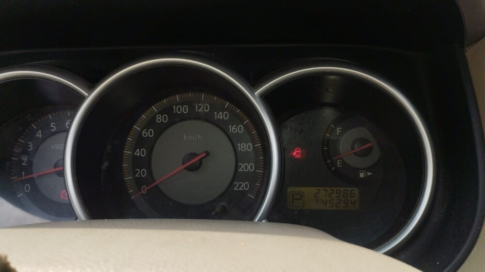 for sale nissan tidda. 2008 modal.  - 8