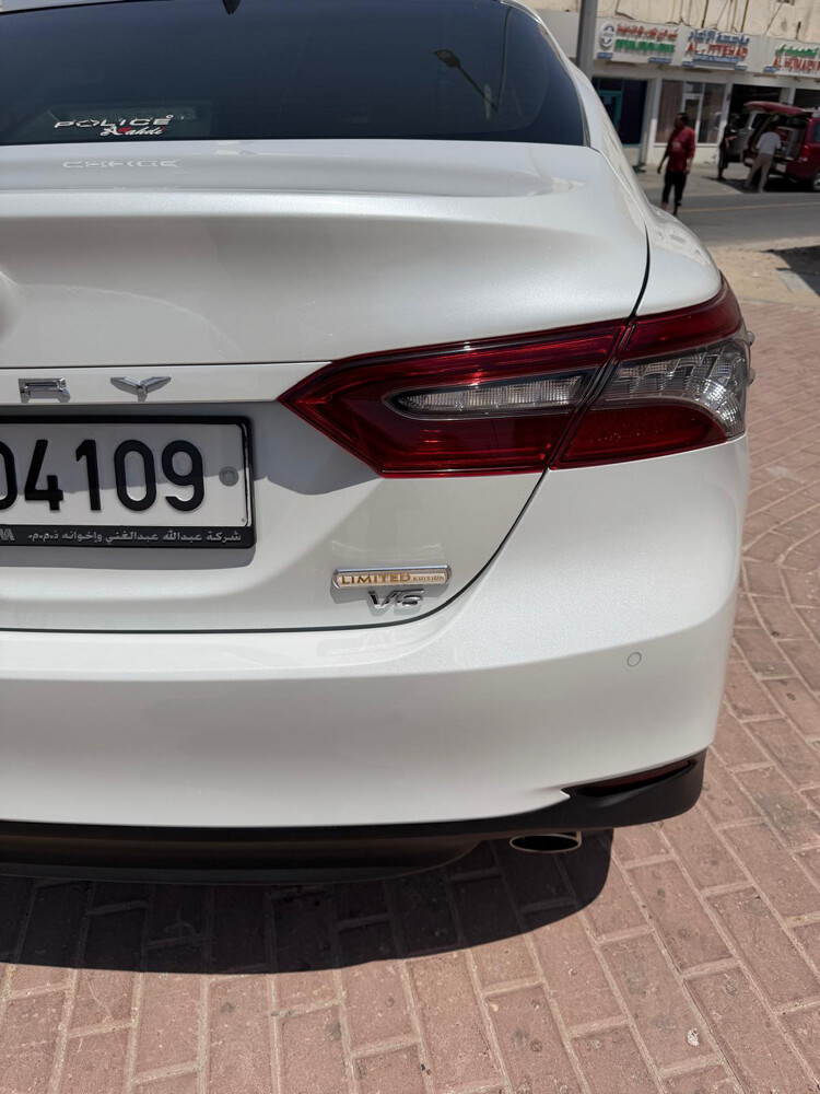 URGENT SALE – TOYOTA CAMRY 2023 - 10