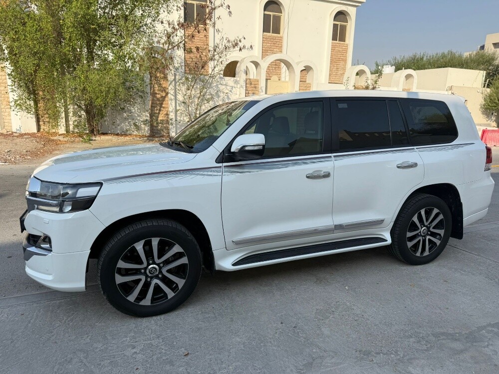كروزر  جي اكس ار جراند تورينق - 1
