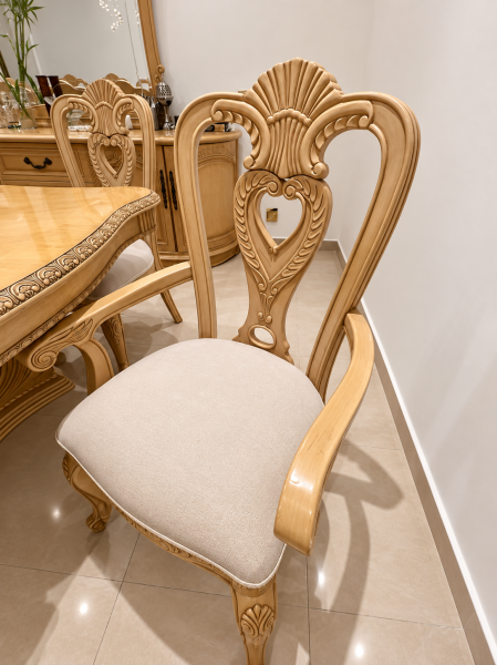 Classic Dining Room Set for Sale - 2