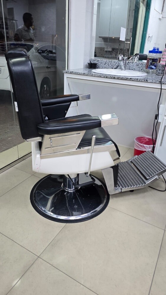 saloon chair - 1