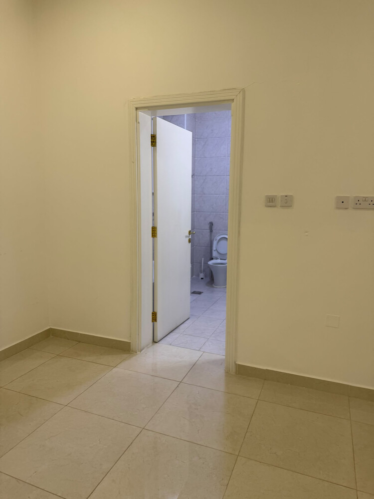 Service/residential villa for rent - 8