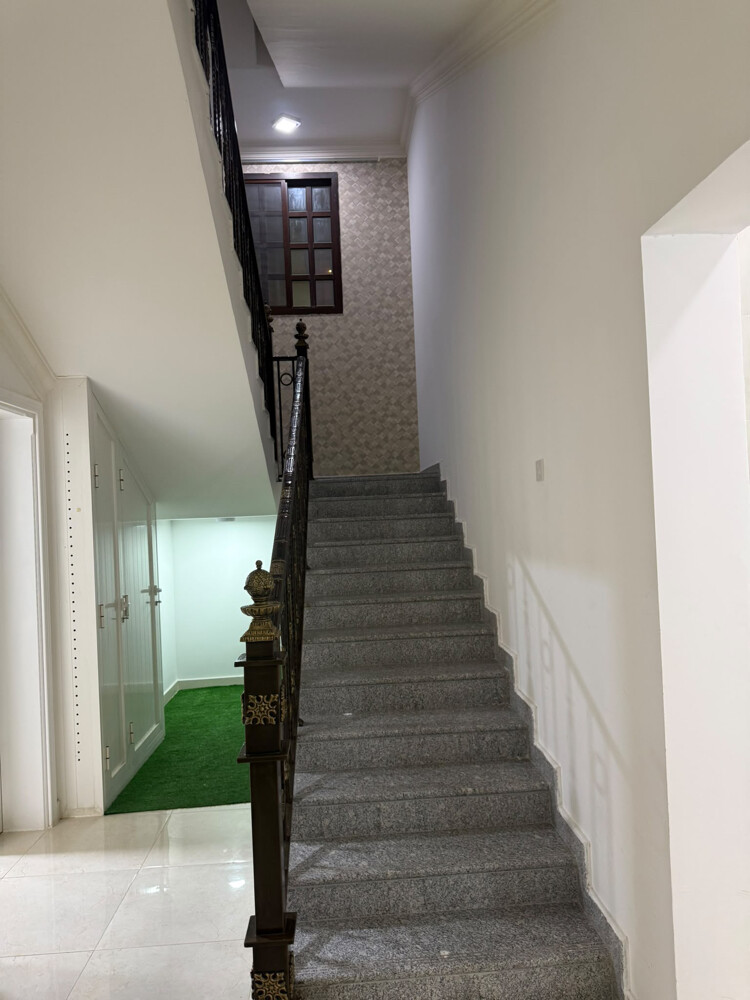 Service/residential villa for rent - 9