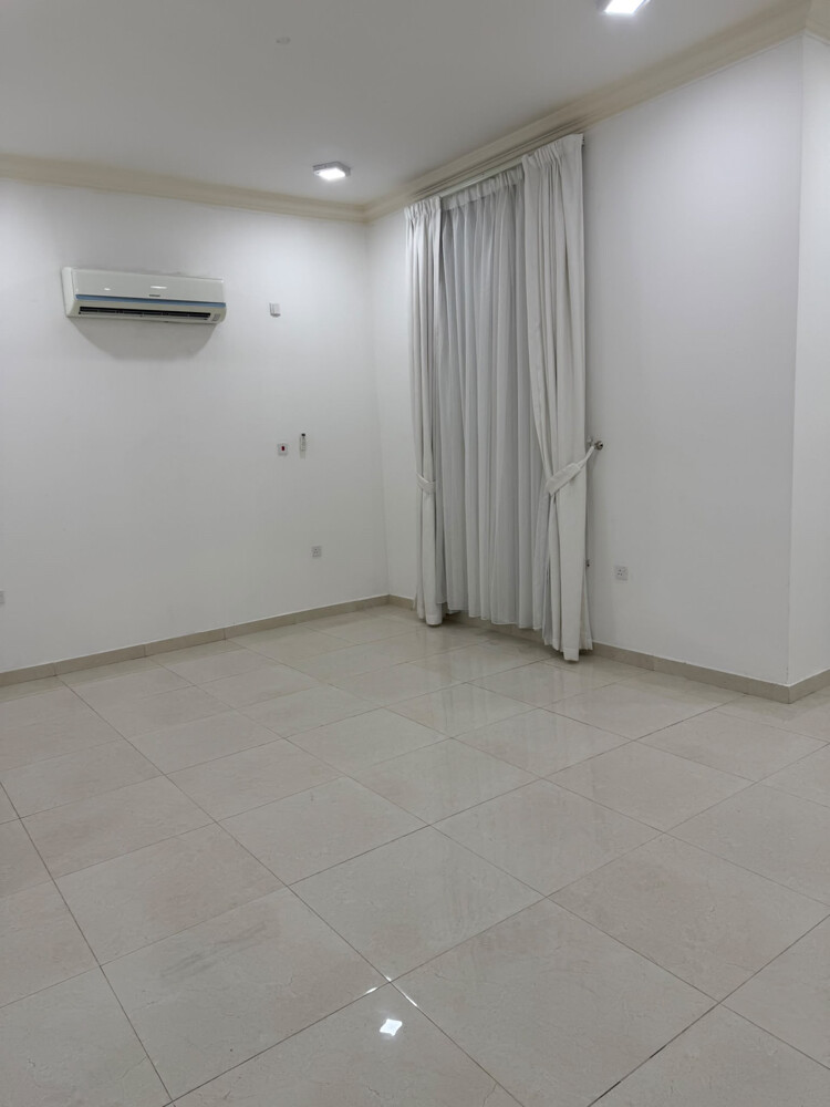 Service/residential villa for rent - 20