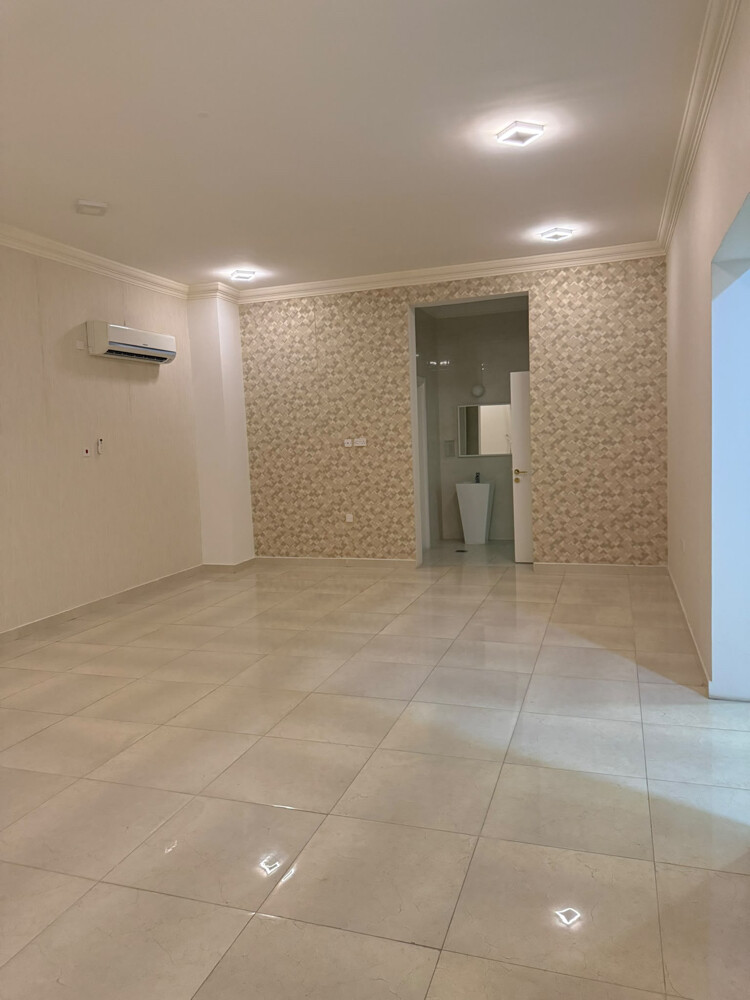 Service/residential villa for rent - 6