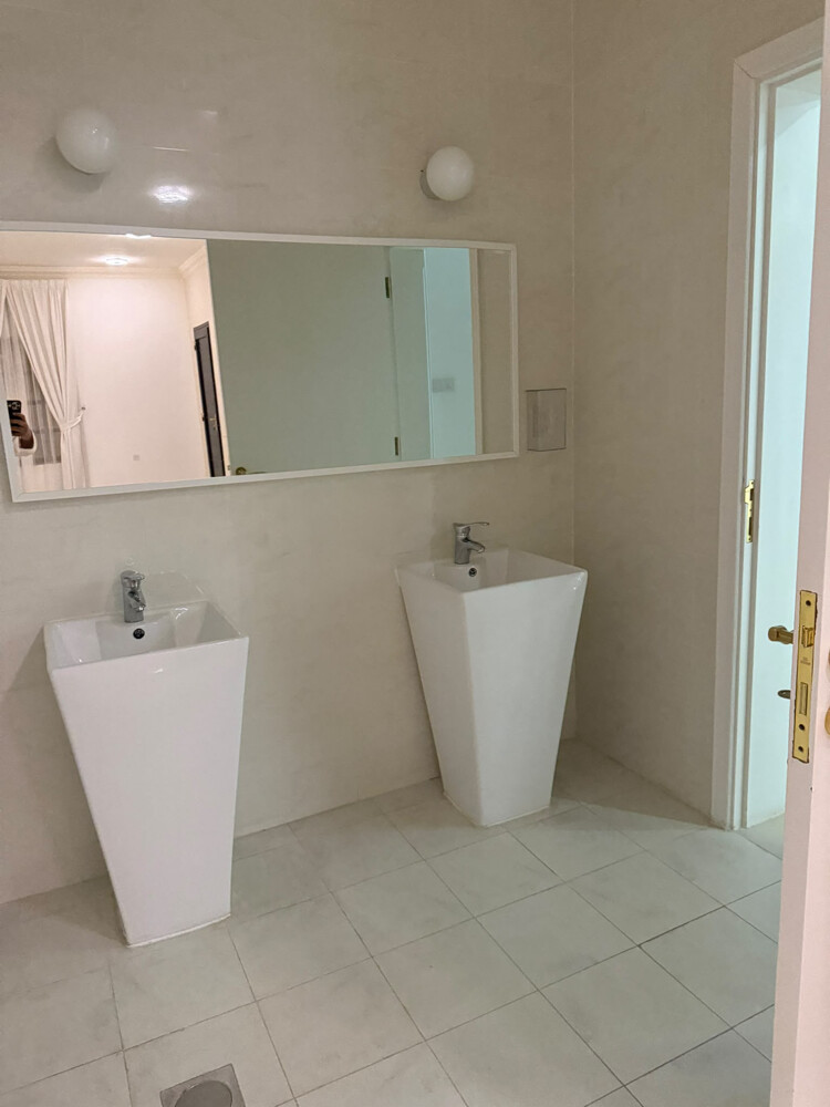 Service/residential villa for rent - 10