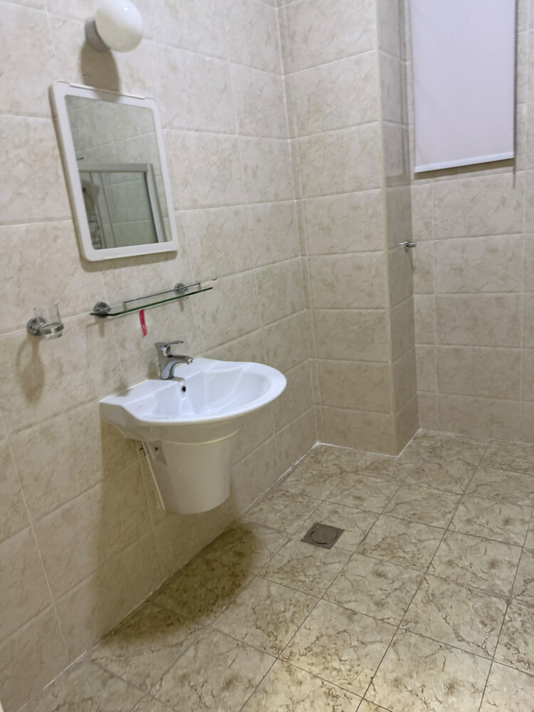 Service/residential villa for rent - 23