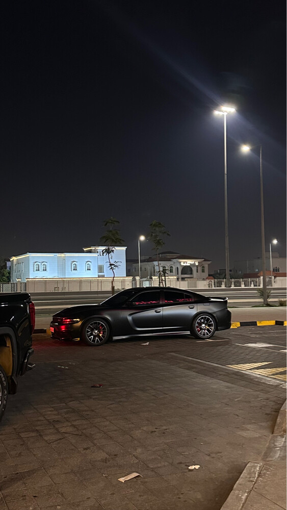Dodge Charger Srt 6.4 - 4