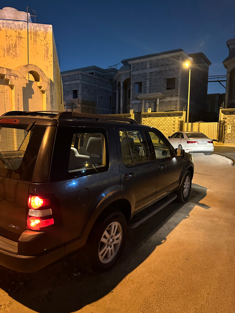 فورد اكسبلورر للبيع - 10