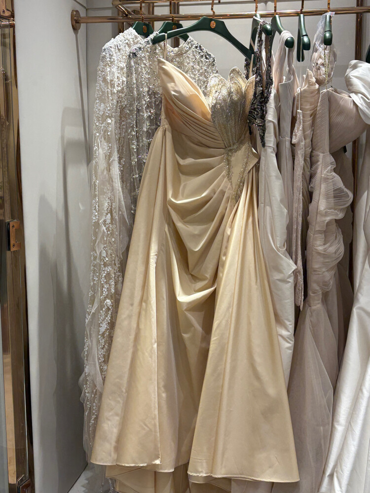 Luxury Bianca Nera Evening Dress - 1
